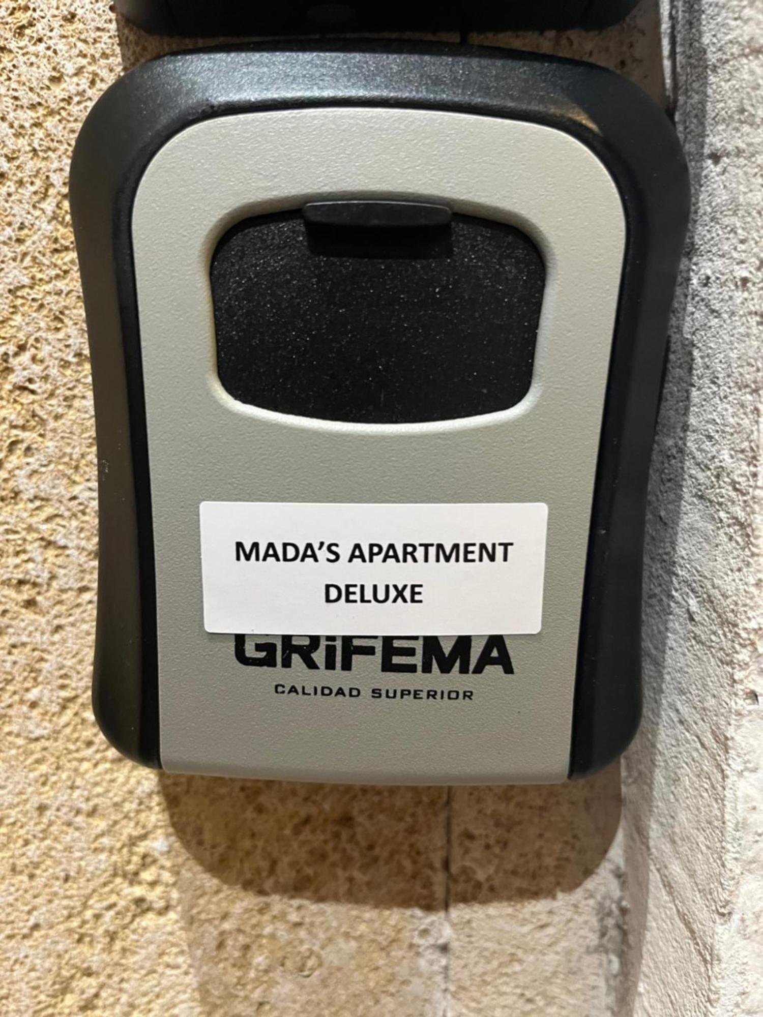 Mada'S Apartment Deluxe Bari Kültér fotó
