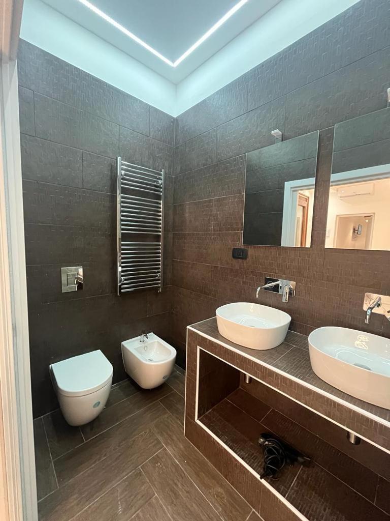 Mada'S Apartment Deluxe Bari Kültér fotó